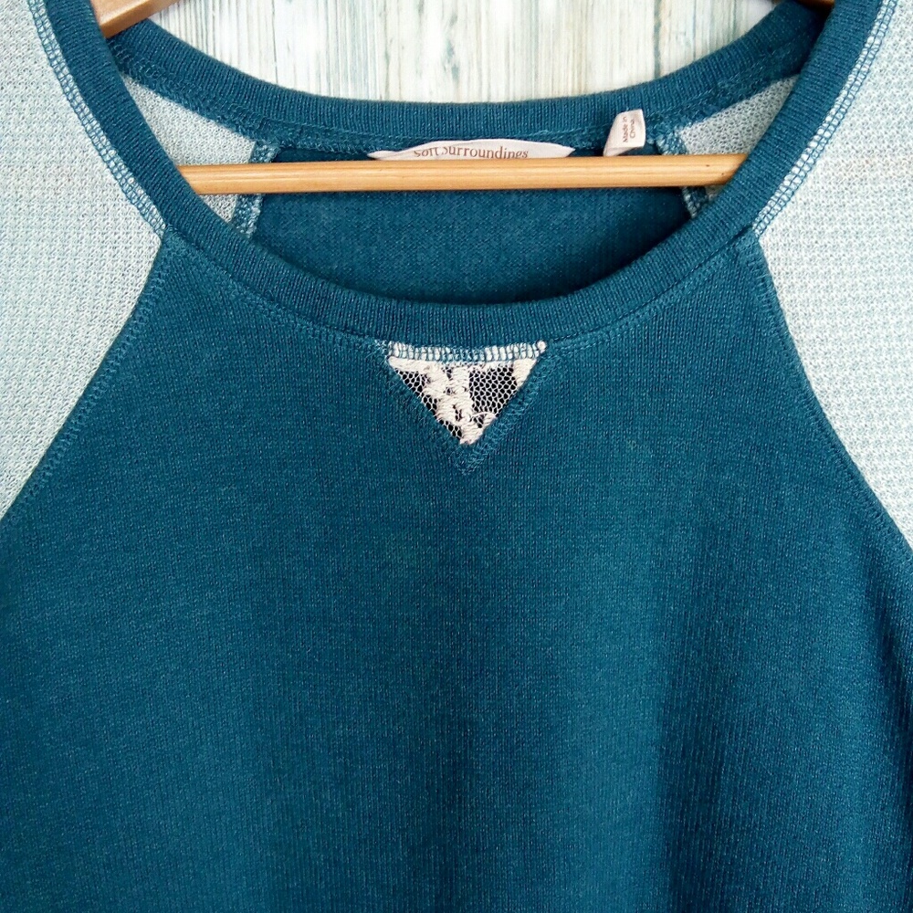 Soft Surroundings Mixed Media Raglan Sleeve Top Plaid Panel Cork Button Blue PS - Picture 5 of 7